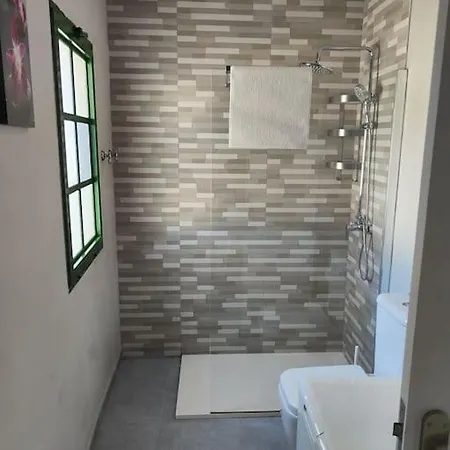 Precioso Apartamento Con Piscina Comunitaria *